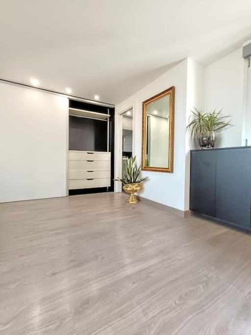Spacious Studio By The University San Vicente Raspeig Eksteriør bilde